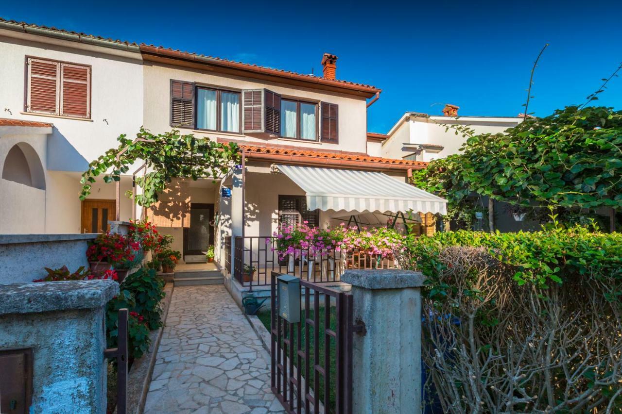 Active Apartment Pula Exterior foto